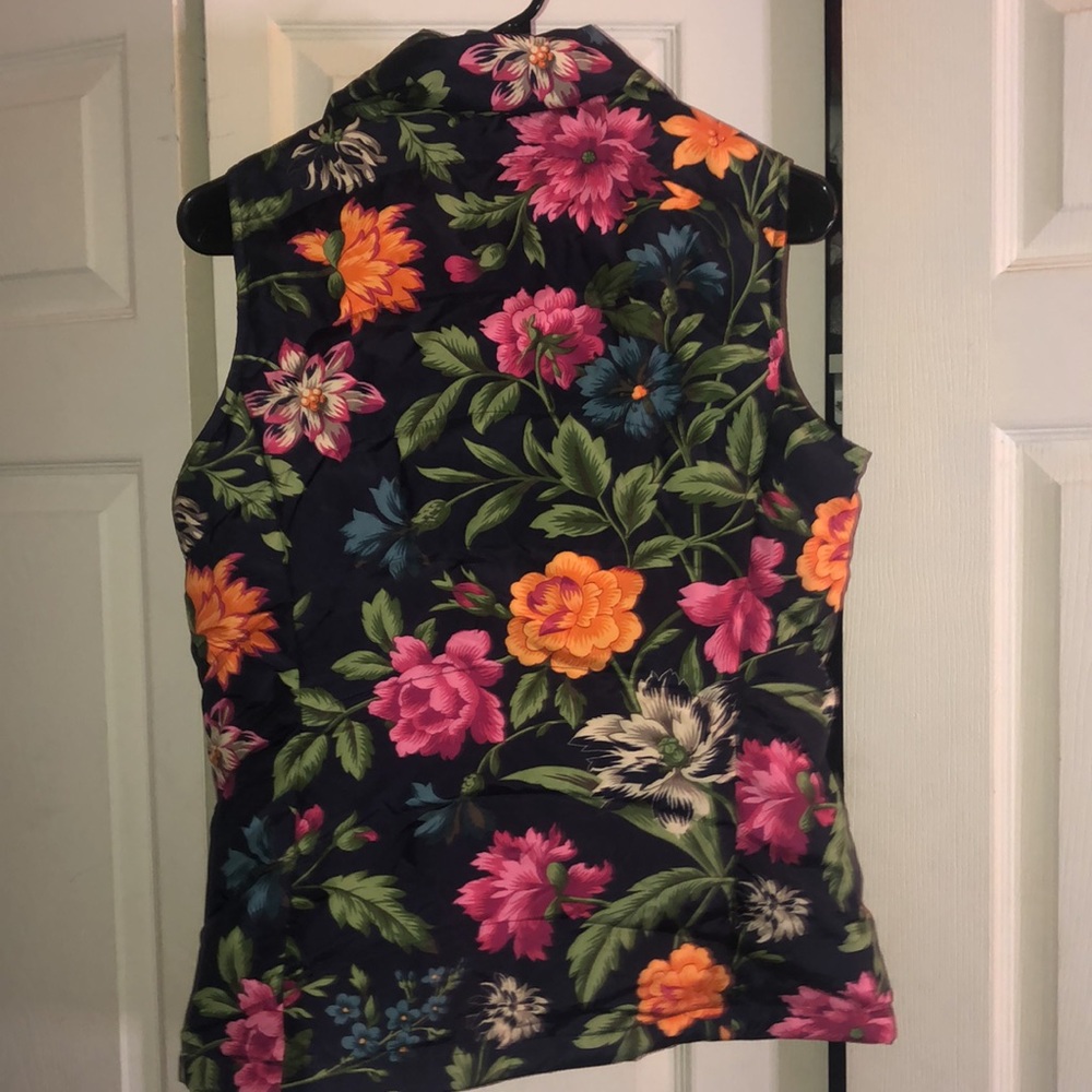 Vest - Picture 2 of 3